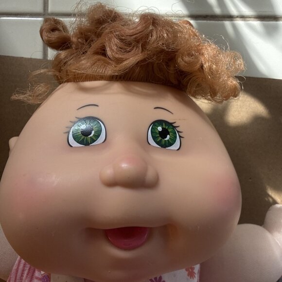 2015 Cabbage Patch BabyLand Exclusive Doll 13” Red Hair Green Eyes - Picture 2 of 16